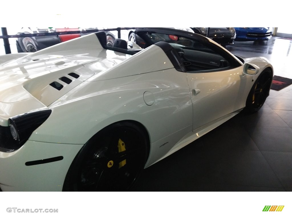 2013 458 Spider - Bianco Avus (White) / Nero photo #18