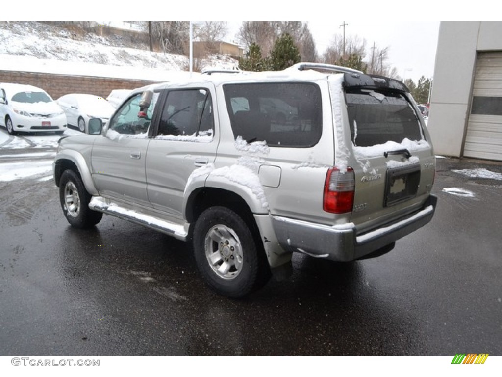 2000 4Runner SR5 4x4 - Millennium Silver Metallic / Gray photo #4