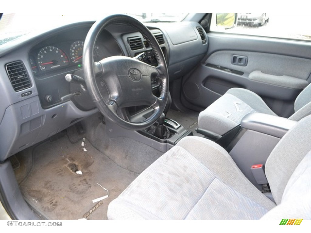 2000 4Runner SR5 4x4 - Millennium Silver Metallic / Gray photo #7