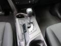 Super White - RAV4 LE Photo No. 27