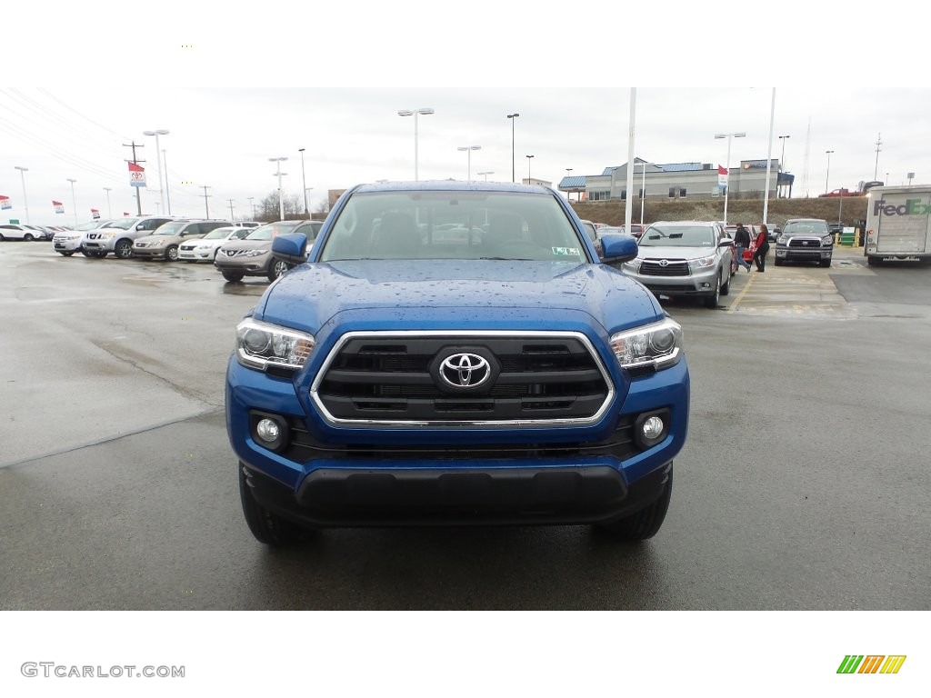 2016 Tacoma SR Access Cab 4x4 - Blazing Blue Pearl / Cement Gray photo #3