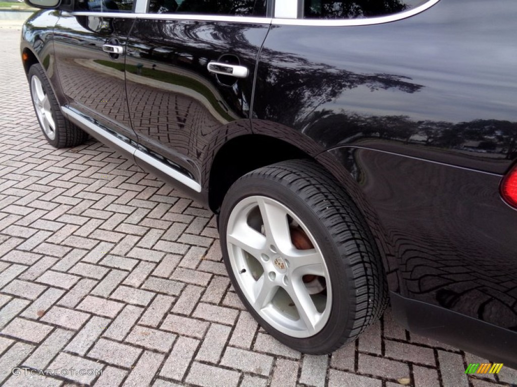 2006 Porsche Cayenne S Wheel Photos
