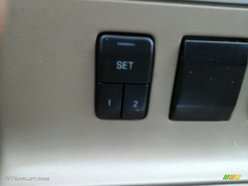 2007 Mountaineer AWD - Black / Camel photo #23