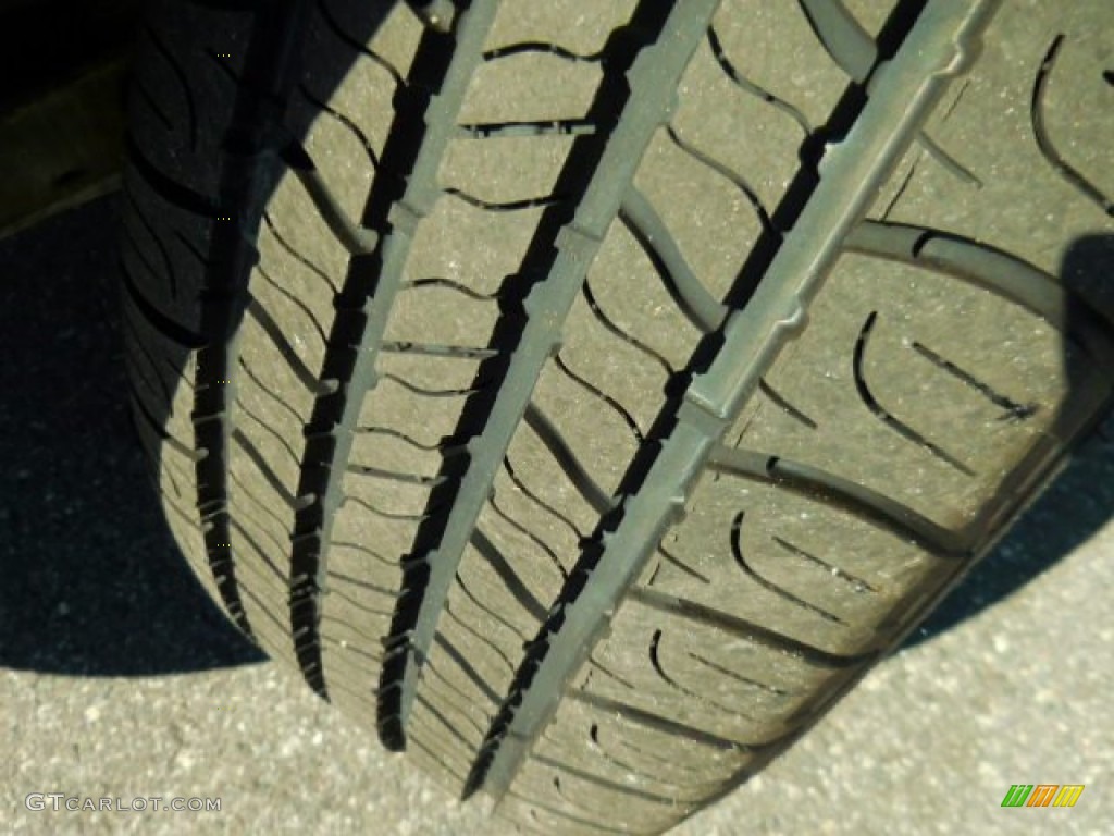 2004 Taurus SE Sedan - Gold Ash Metallic / Medium Parchment photo #15