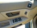 2004 Gold Ash Metallic Ford Taurus SE Sedan  photo #17