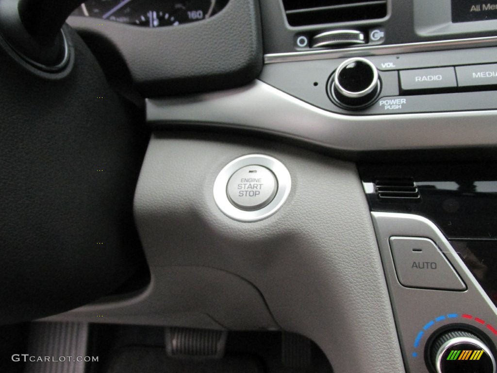 2017 Elantra Limited - Gray / Gray photo #29