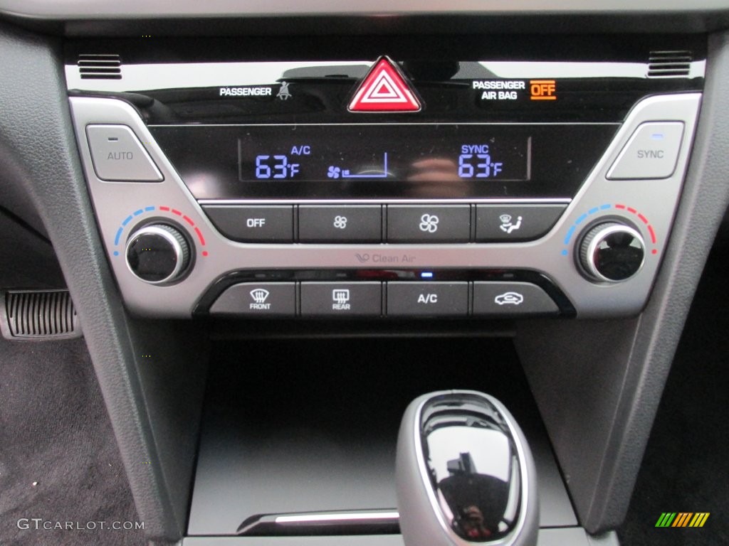 2017 Elantra Limited - White / Black photo #28