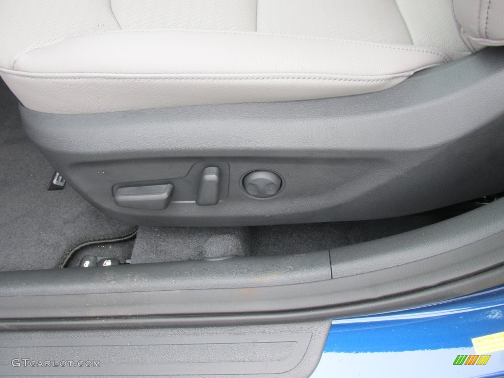 2017 Elantra Limited - Lakeside Blue / Gray photo #23
