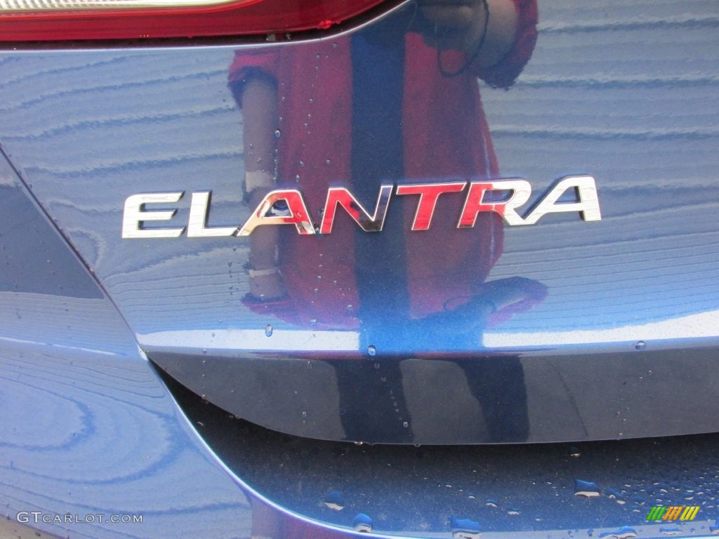 2017 Elantra SE - Lakeside Blue / Gray photo #14