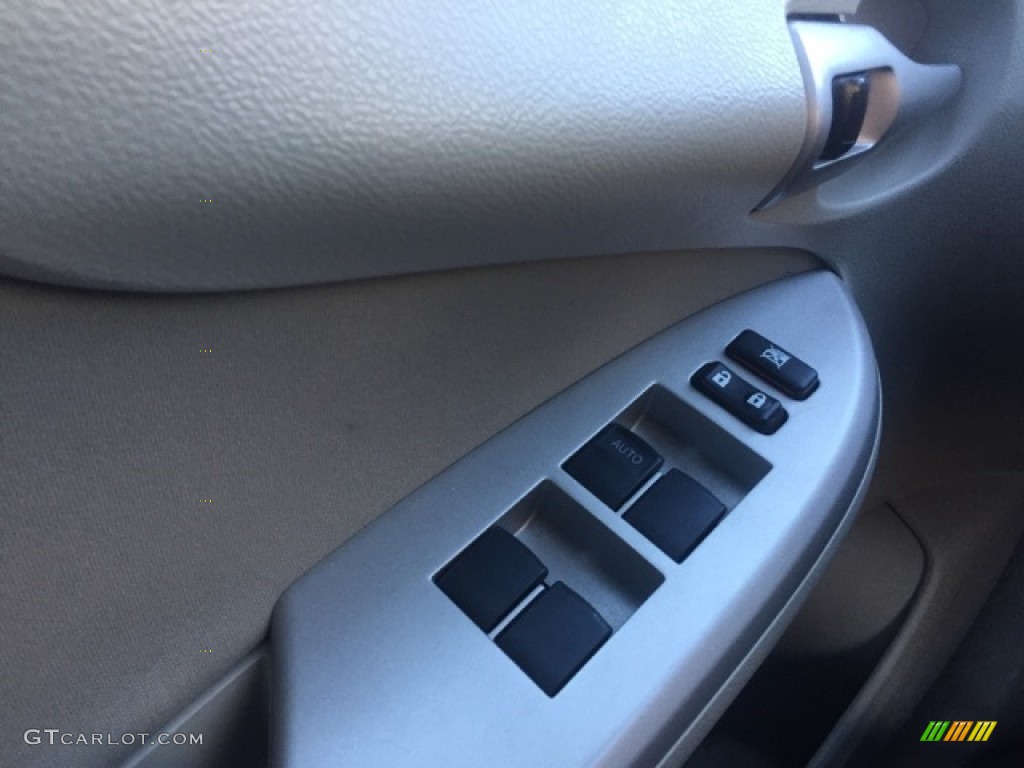 2010 Corolla LE - Desert Sand Metallic / Bisque photo #10
