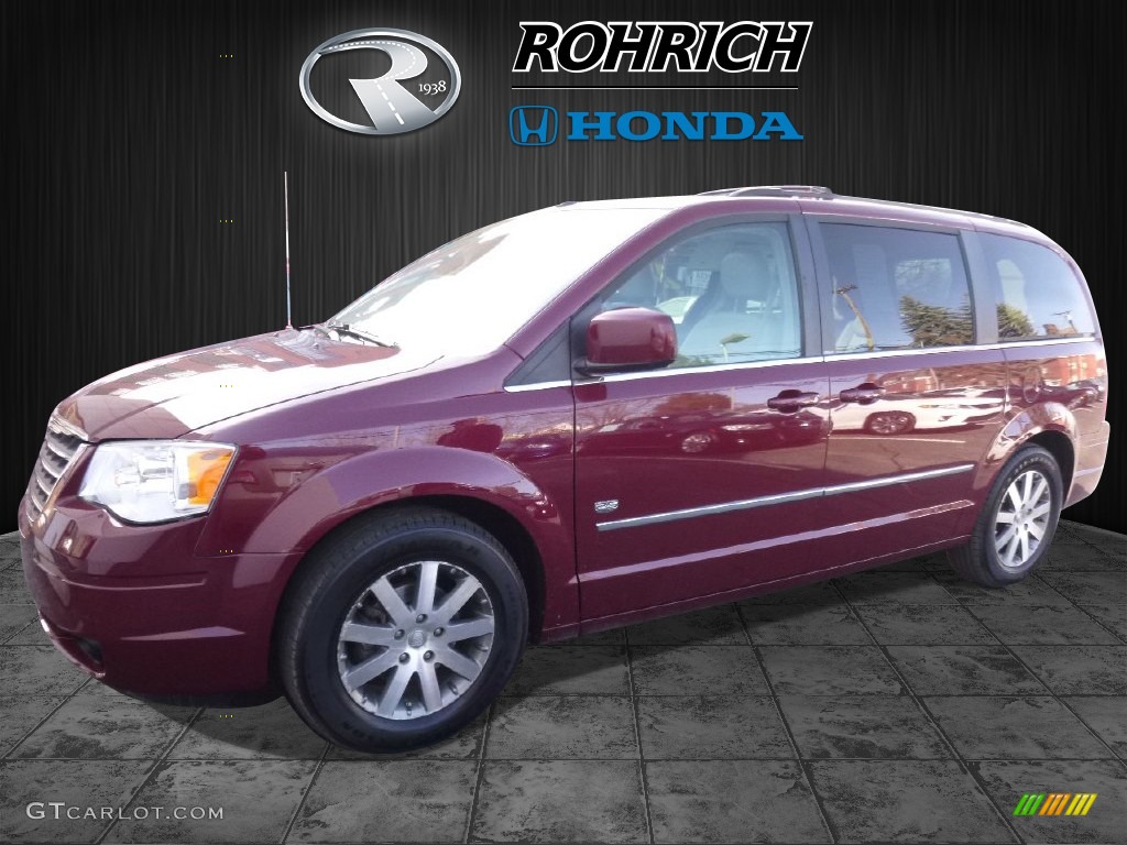 2009 Town & Country Touring - Inferno Red Crystal Pearl / Medium Pebble Beige/Cream photo #3