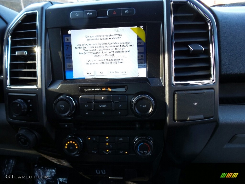 2016 F150 XLT SuperCab 4x4 - Blue Flame / Medium Earth Gray photo #11