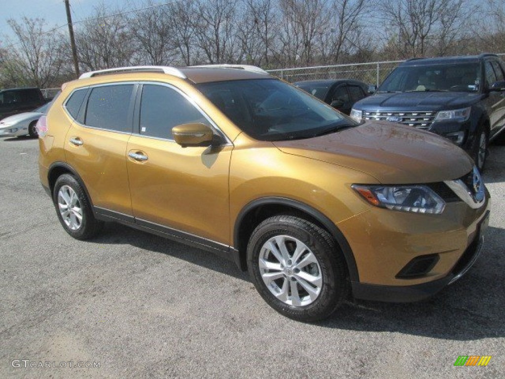 2015 Rogue SV - Saharan Sun / Charcoal photo #2