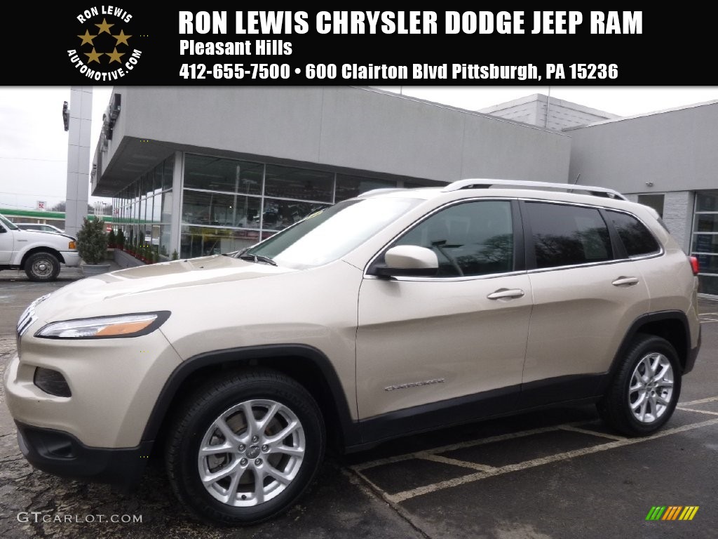 2014 Cherokee Latitude - Cashmere Pearl / Iceland - Black/Iceland Gray photo #1