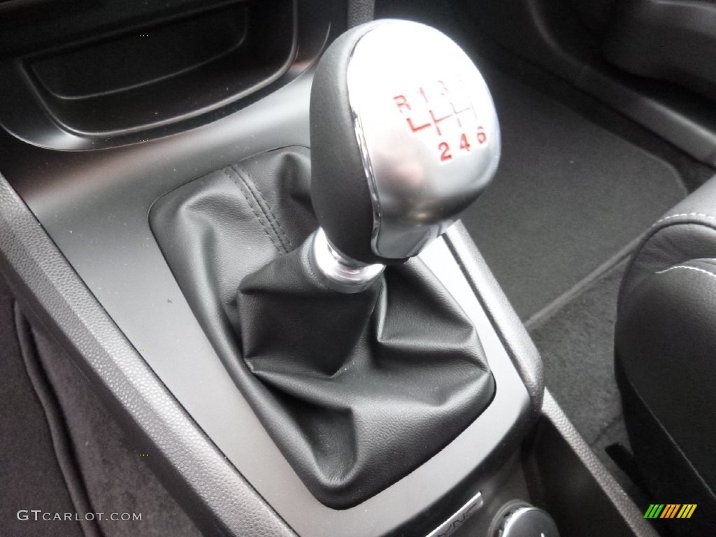 2016 Ford Fiesta ST Hatchback Transmission Photos