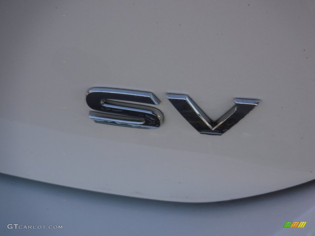 2011 Quest 3.5 SV - Pearl White / Gray photo #9