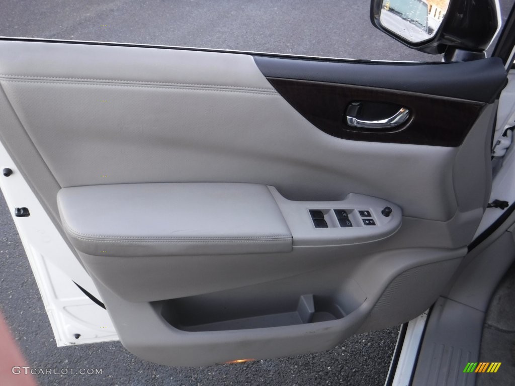 2011 Quest 3.5 SV - Pearl White / Gray photo #11