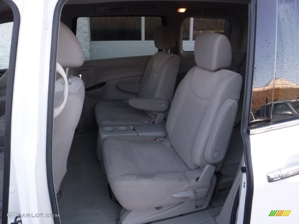 2011 Quest 3.5 SV - Pearl White / Gray photo #17
