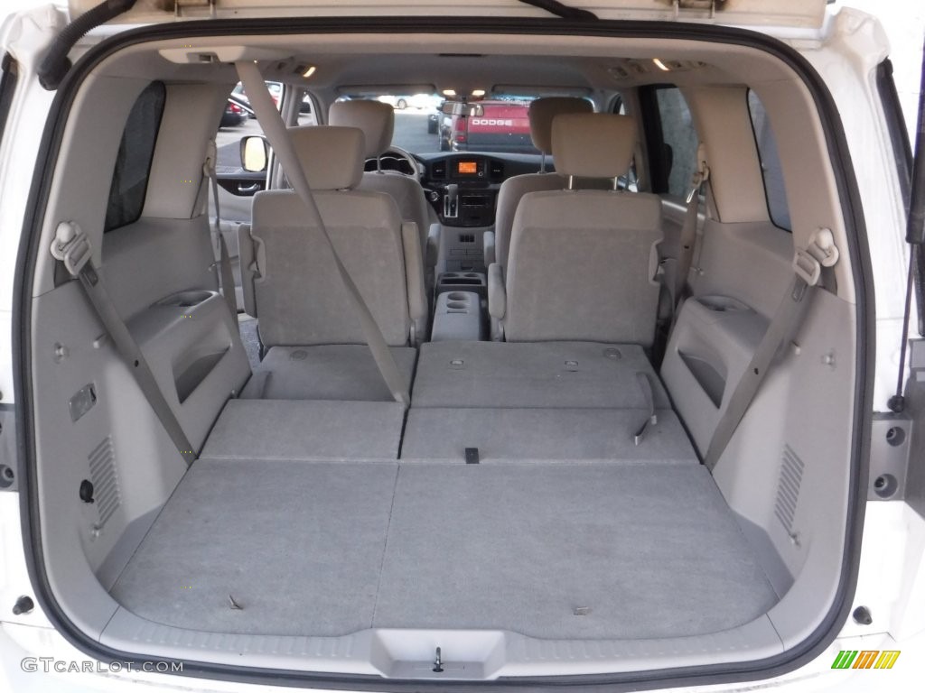 2011 Quest 3.5 SV - Pearl White / Gray photo #19