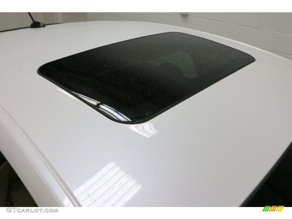 2016 Fusion SE AWD - White Platinum Tri-Coat Metallic / Dune photo #7