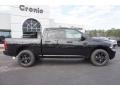 2016 Brilliant Black Crystal Pearl Ram 1500 Express Crew Cab 4x4  photo #8