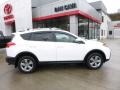 Super White - RAV4 XLE Photo No. 3