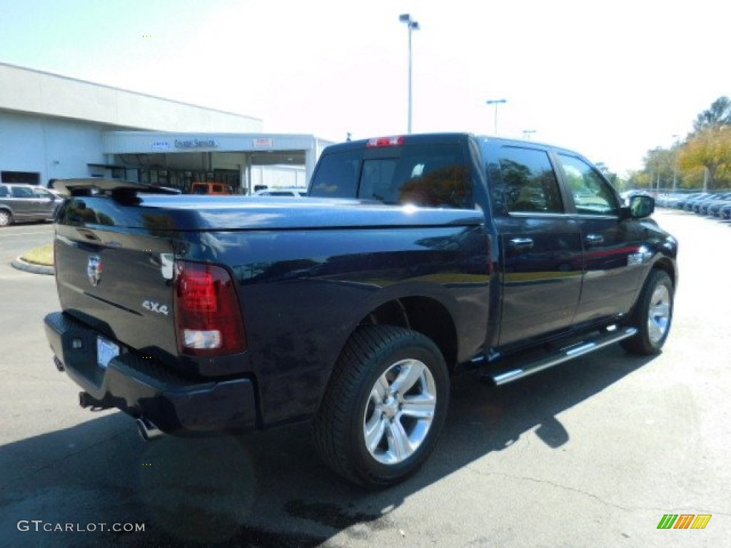 2013 1500 Sport Crew Cab 4x4 - True Blue Pearl / Black photo #8