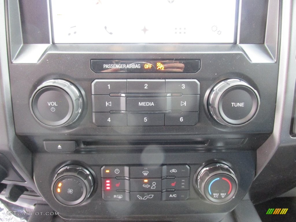 2016 F150 XLT SuperCrew 4x4 - Ingot Silver / Medium Earth Gray photo #28