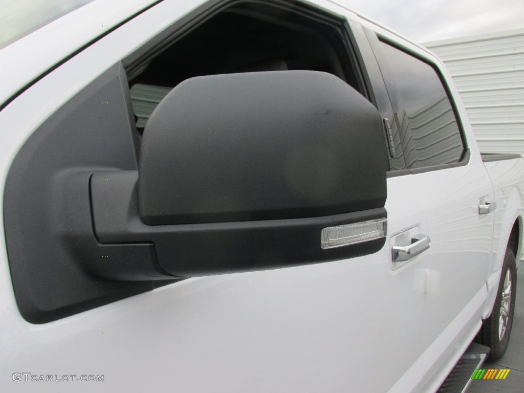 2016 F150 XLT SuperCrew - Oxford White / Medium Earth Gray photo #13