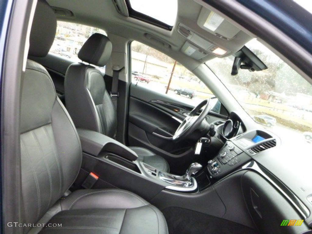 2011 Regal CXL - Majestic Blue Metallic / Ebony photo #3
