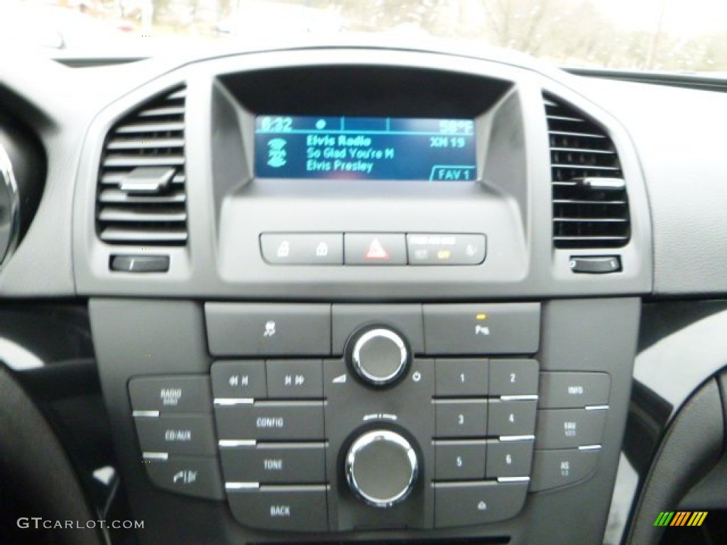 2011 Regal CXL - Majestic Blue Metallic / Ebony photo #17
