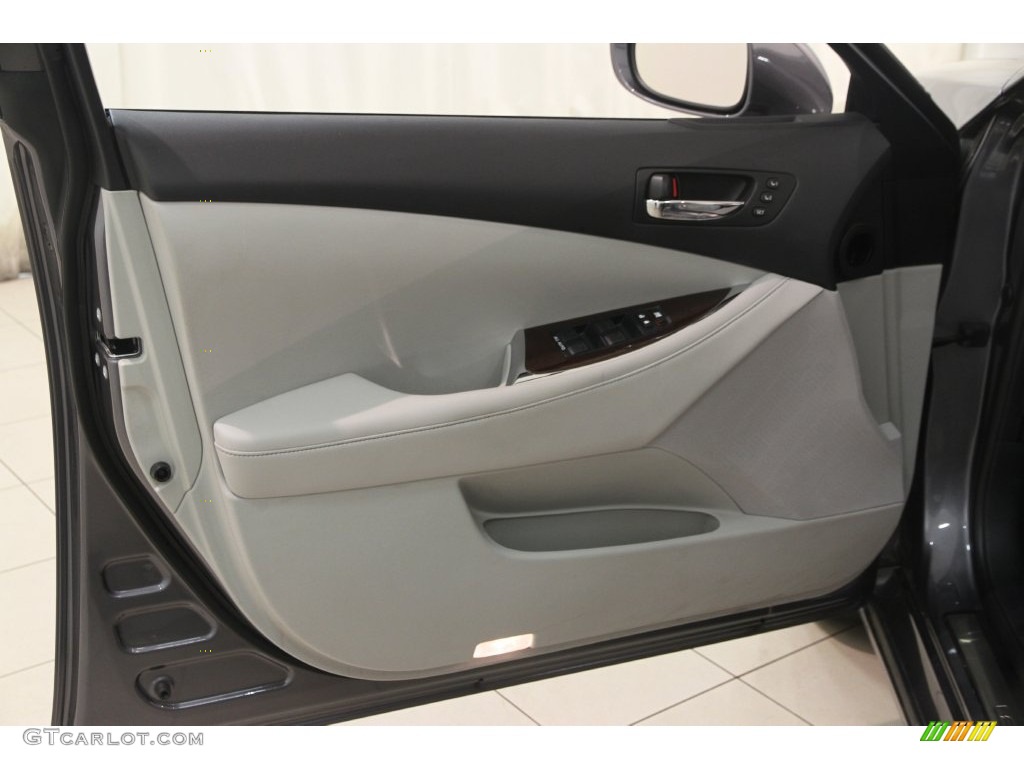 2012 Lexus ES 350 Door Panel Photos