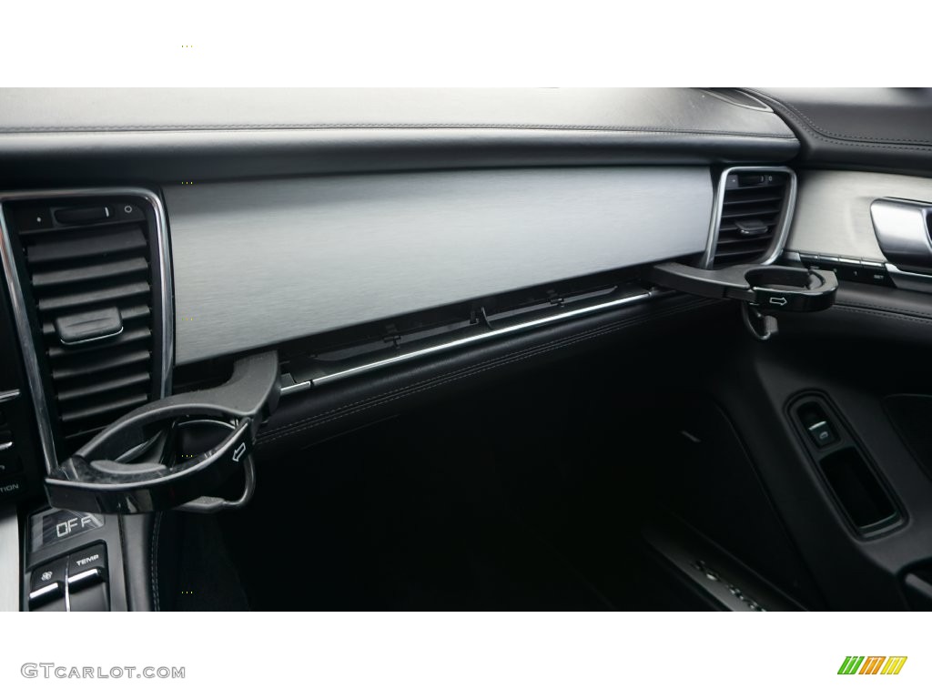 2011 Panamera 4S - Platinum Silver Metallic / Black photo #39