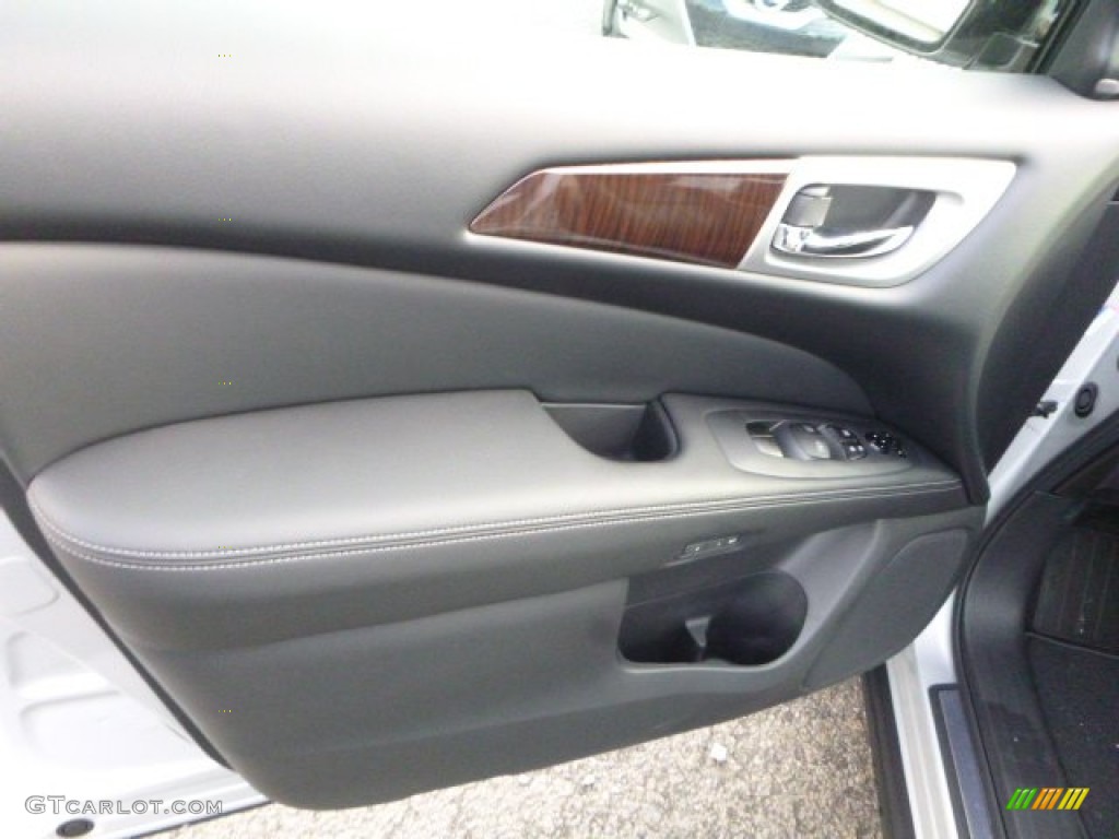 2016 Nissan Pathfinder Platinum 4x4 Door Panel Photos