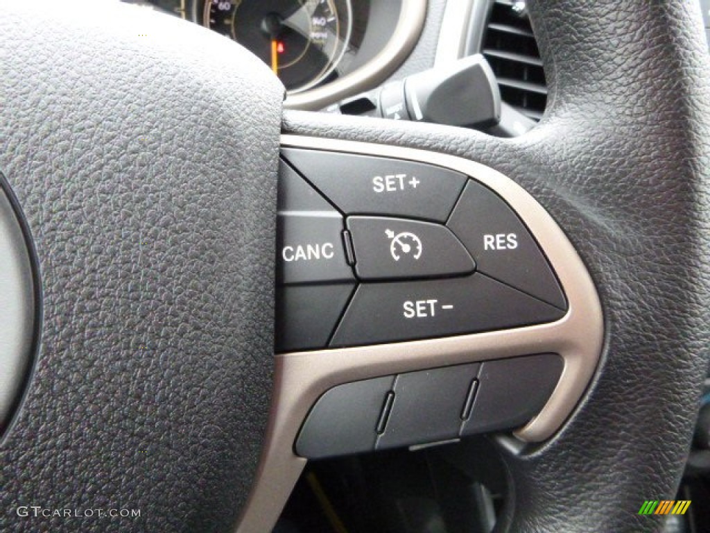 2016 Jeep Cherokee Sport 4x4 Controls Photo #110556439