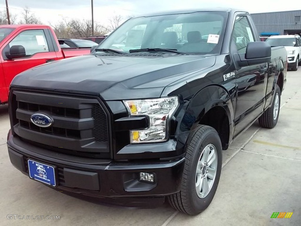 2016 F150 XL Regular Cab - Shadow Black / Medium Earth Gray photo #8