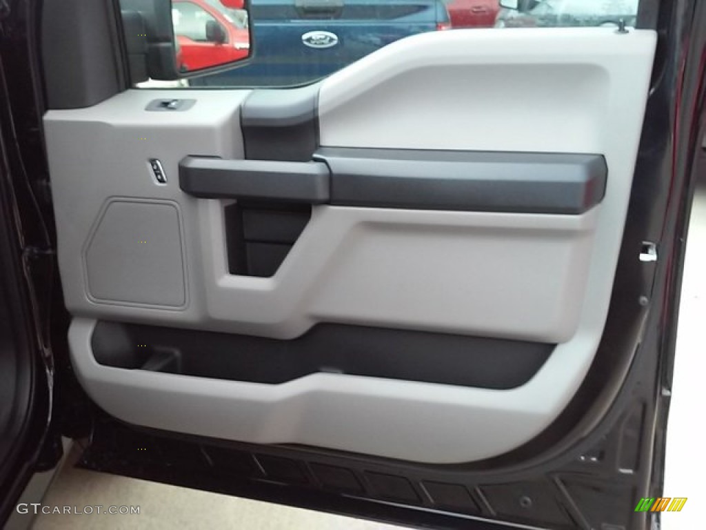2016 F150 XL Regular Cab - Shadow Black / Medium Earth Gray photo #13