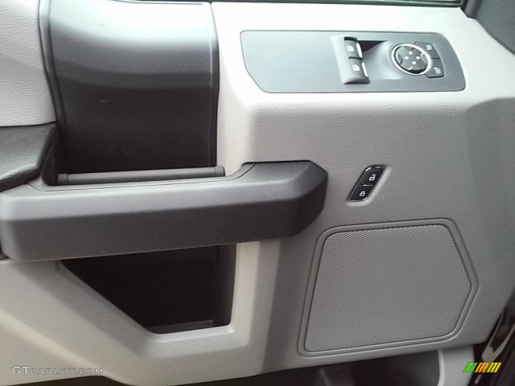 2016 F150 XL Regular Cab - Shadow Black / Medium Earth Gray photo #23