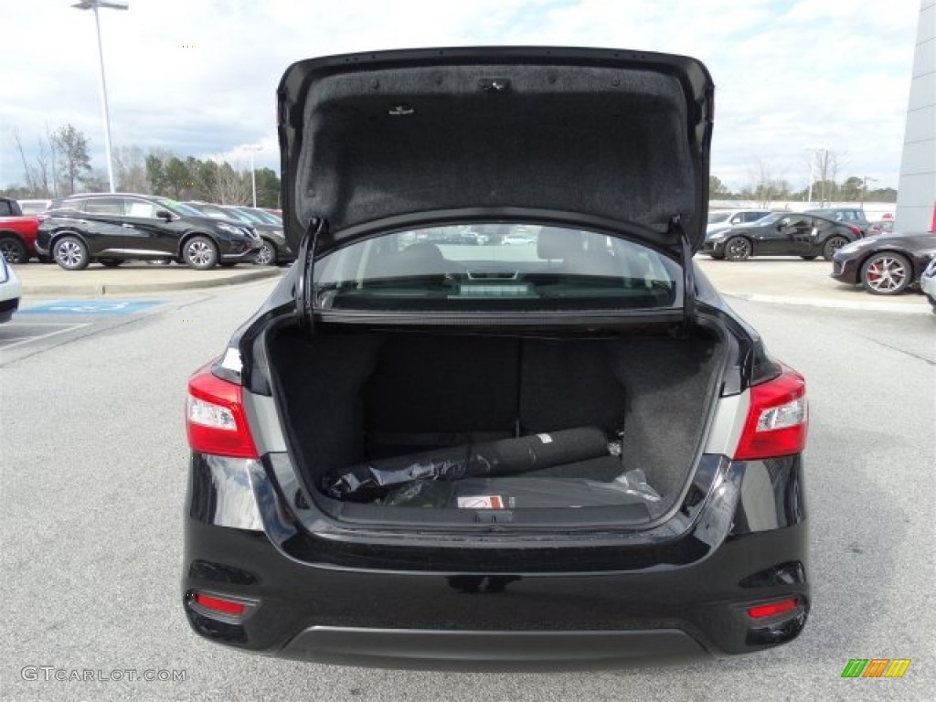 2016 Nissan Sentra S Trunk Photos