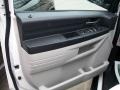 Stone White - Grand Caravan SE Photo No. 11