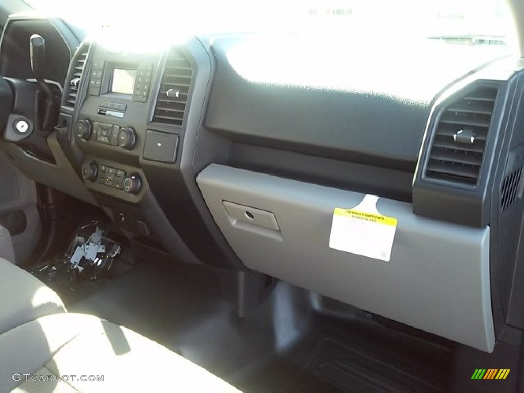 2016 F150 XL Regular Cab - Oxford White / Medium Earth Gray photo #13