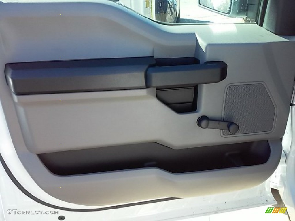 2016 F150 XL Regular Cab - Oxford White / Medium Earth Gray photo #20