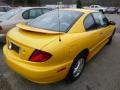 2003 Flame Yellow Pontiac Sunfire   photo #5