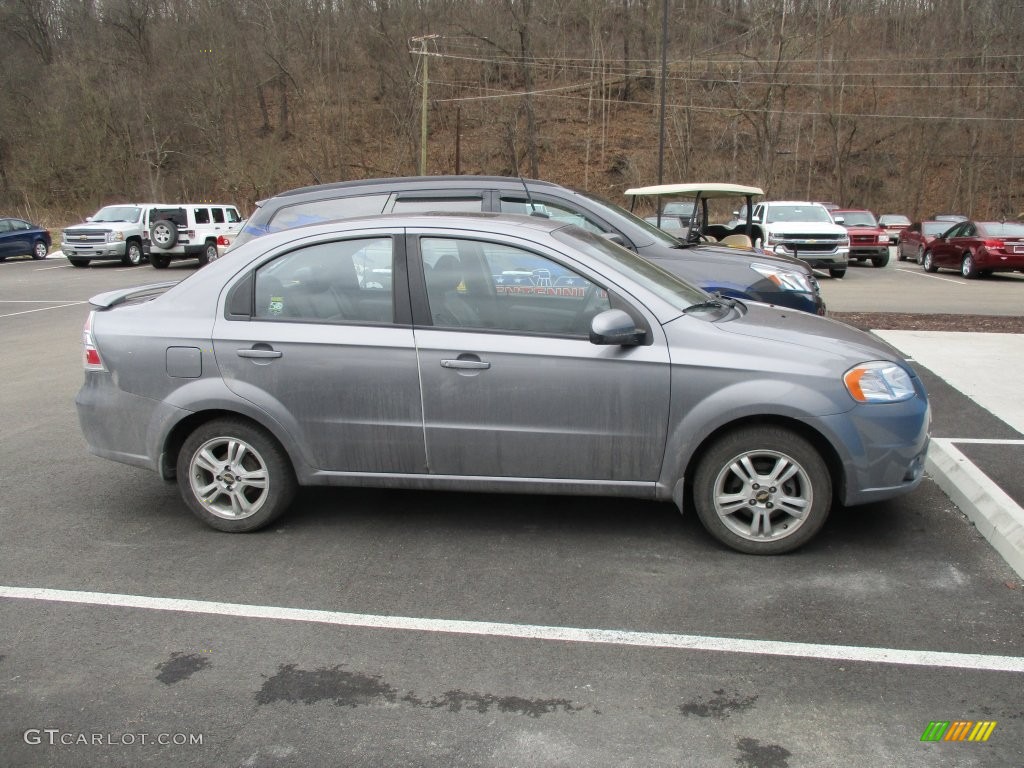 2010 Aveo LT Sedan - Medium Gray / Charcoal photo #2