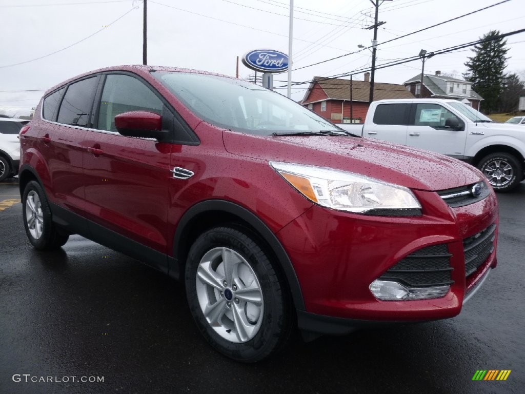 2016 Escape SE 4WD - Ruby Red Metallic / Charcoal Black photo #3