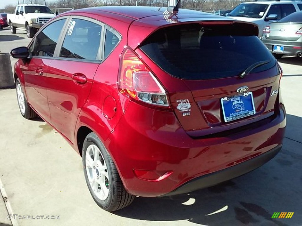 2016 Fiesta SE Hatchback - Ruby Red Metallic / Charcoal Black photo #7