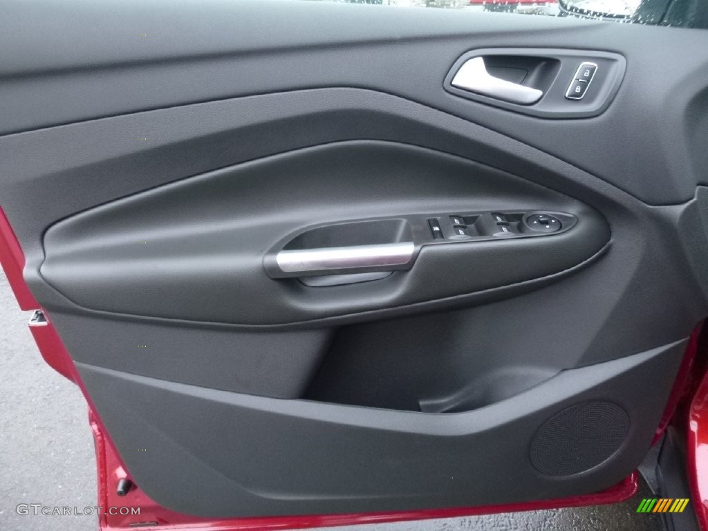 2016 Escape SE 4WD - Ruby Red Metallic / Charcoal Black photo #13