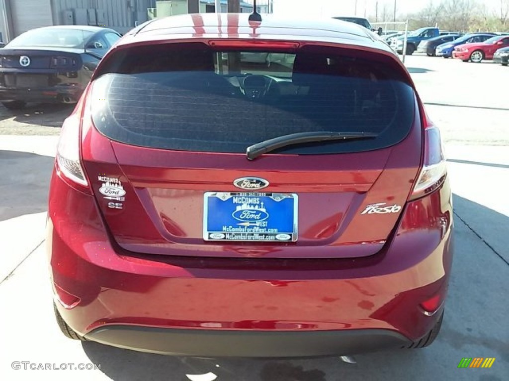 2016 Fiesta SE Hatchback - Ruby Red Metallic / Charcoal Black photo #9