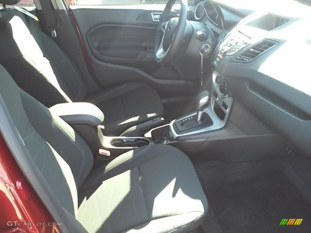 2016 Fiesta SE Hatchback - Ruby Red Metallic / Charcoal Black photo #14