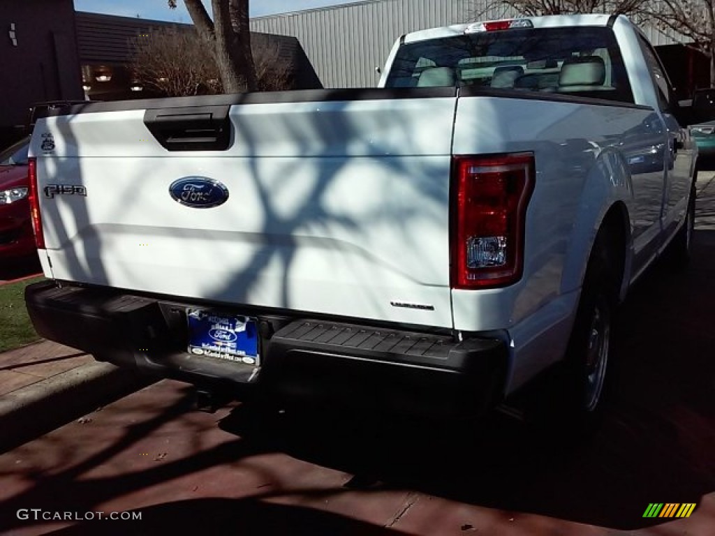 2016 F150 XL Regular Cab - Oxford White / Medium Earth Gray photo #6